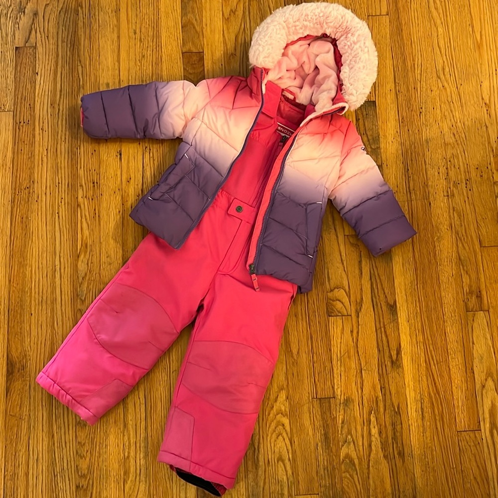 Kids snowsuit